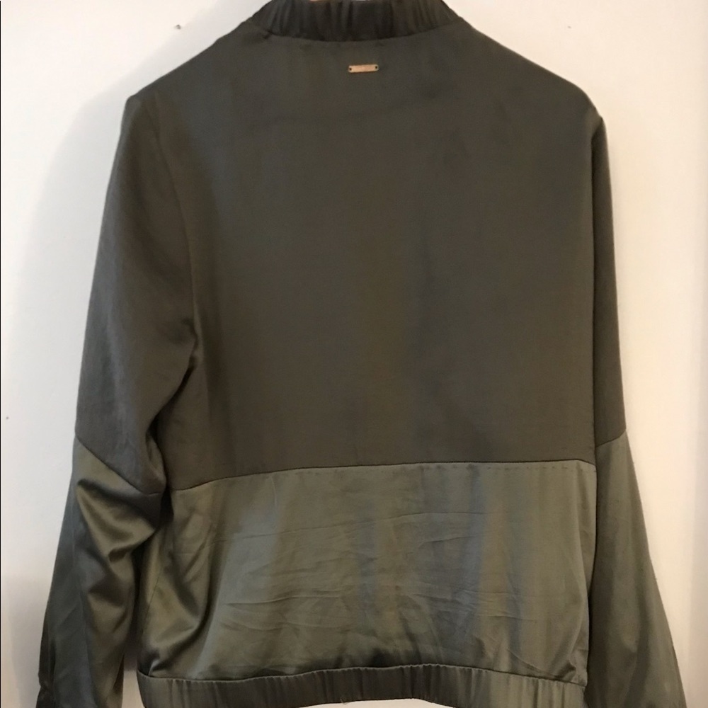 Guess Bomber Style Women’s Jacket - Picture 3 of 10
